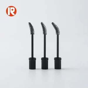 spout caps with eyelash brush (1)